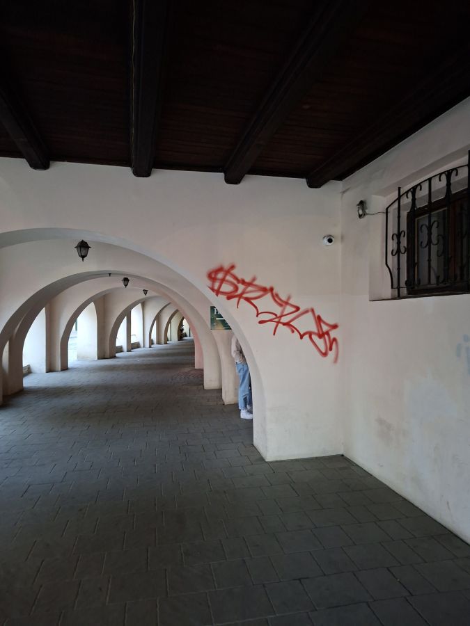 "Zniszczenia zabytków w Krakowie"