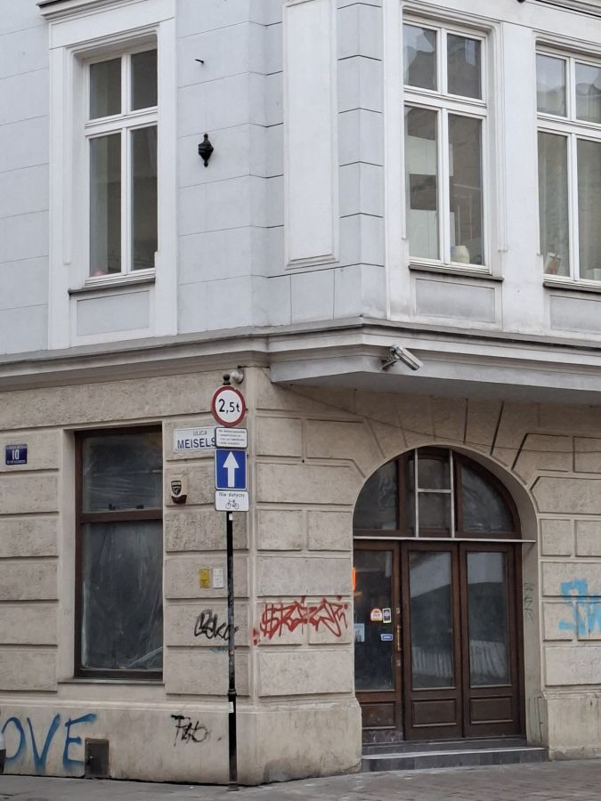 "Zniszczenia zabytków w Krakowie"