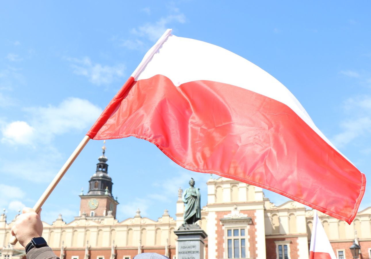 Kraków w narodowych barwach [ZDJĘCIA]