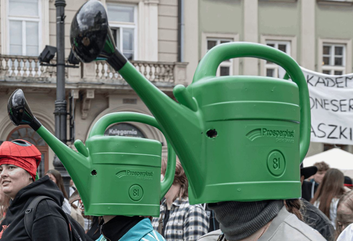 Studencki korowód przeszedł przez Kraków. Ruszyły Juwenalia 2026 [ZDJĘCIA]