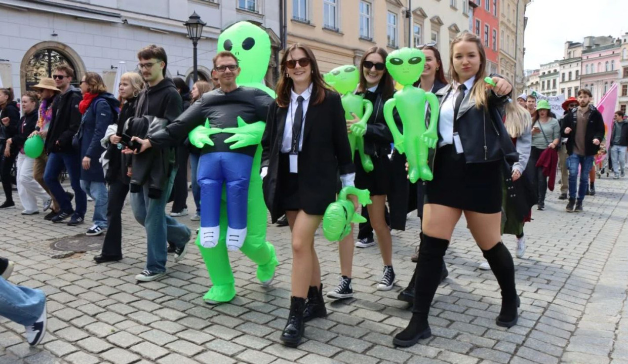 Wielki korowód studentów w Krakowie. Kolorowy pochód przejdzie przez centrum