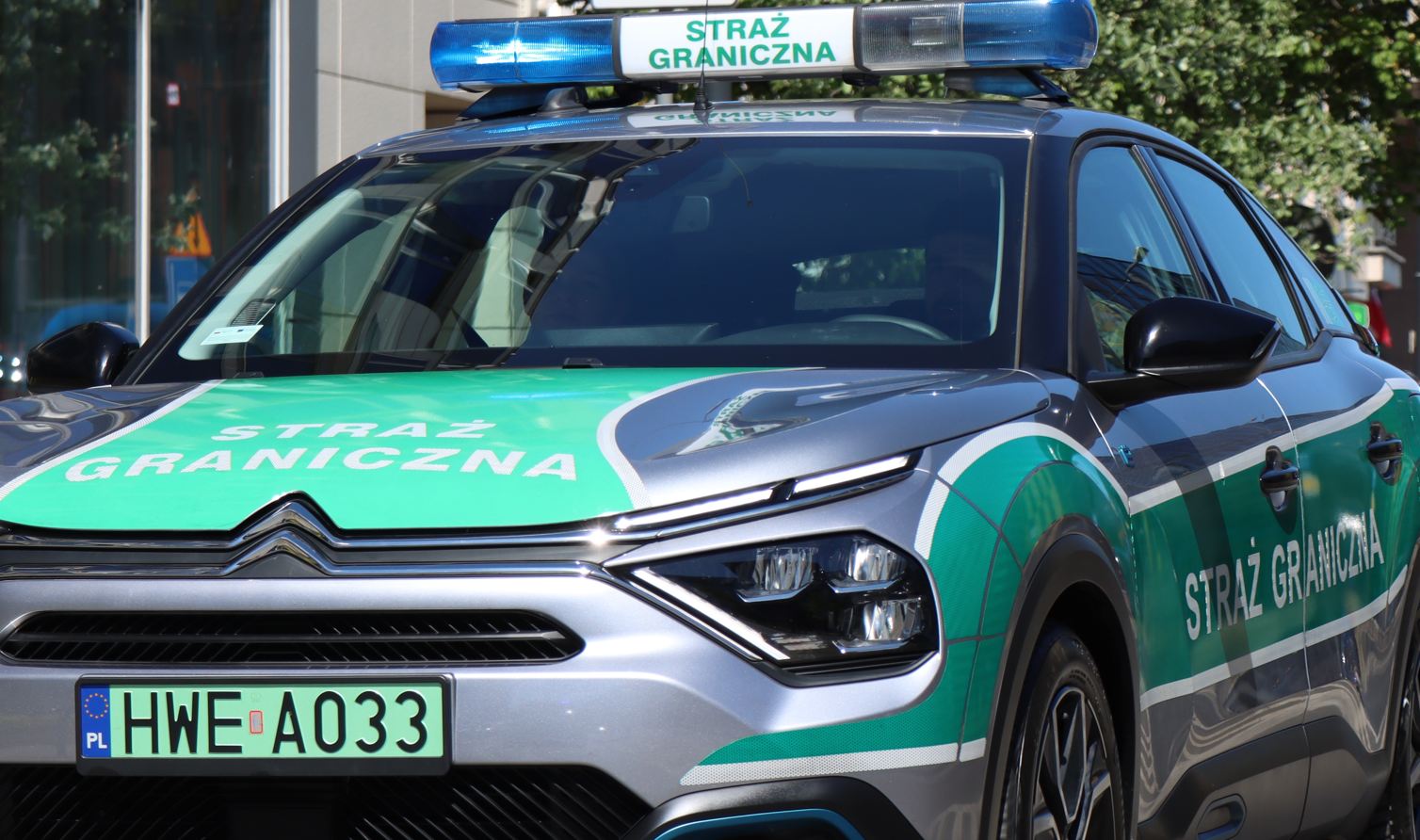 Seria naruszeń przepisów zakończyła się deportacją. Obywatel Ukrainy opuścił Polskę