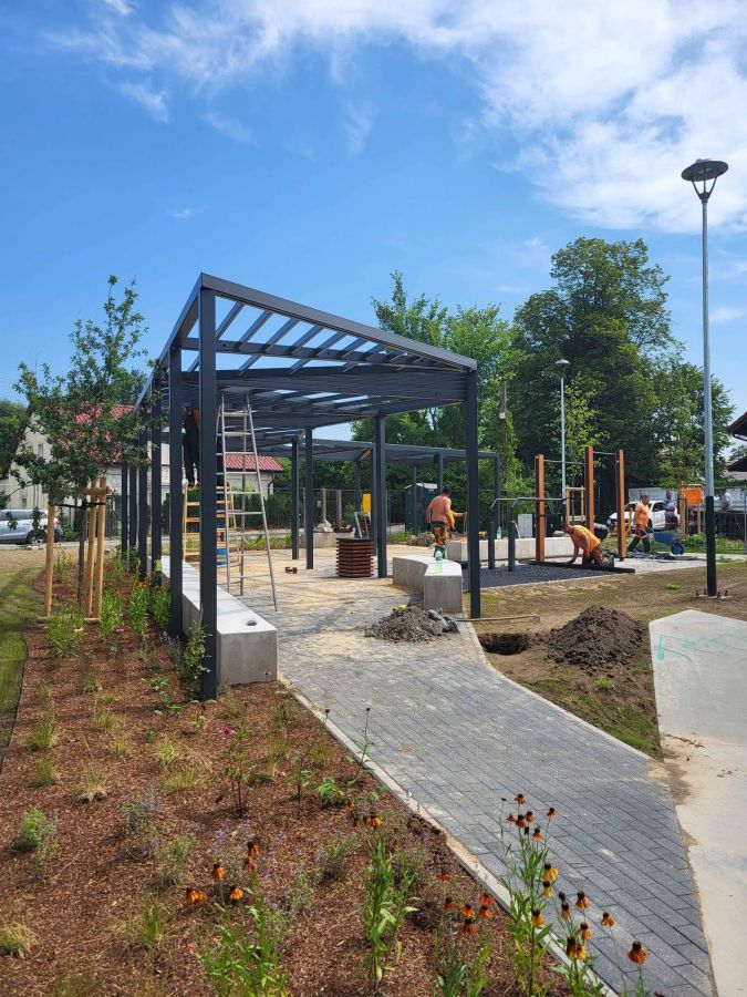 "Park przy ul. Kąpielowej w Krakowie"