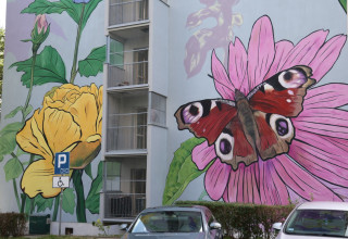 "Mural Przystanek Motyla ul. Spółdzielców 13"