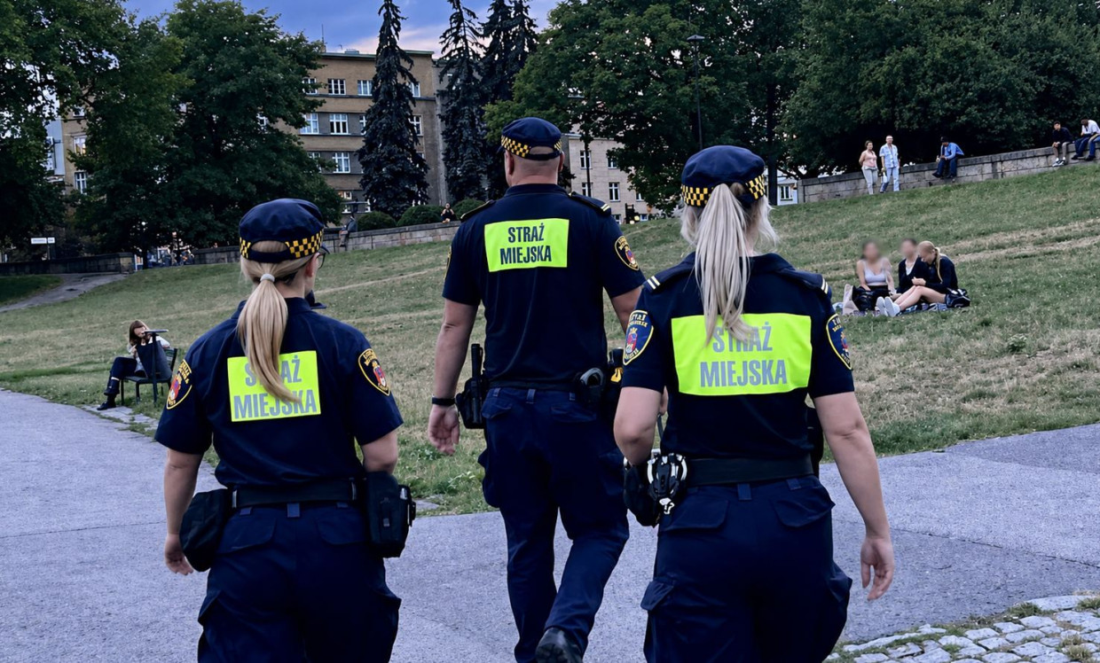 Bulwary Wiślane: użyli gazu pieprzowego i uciekali przed strażnikami