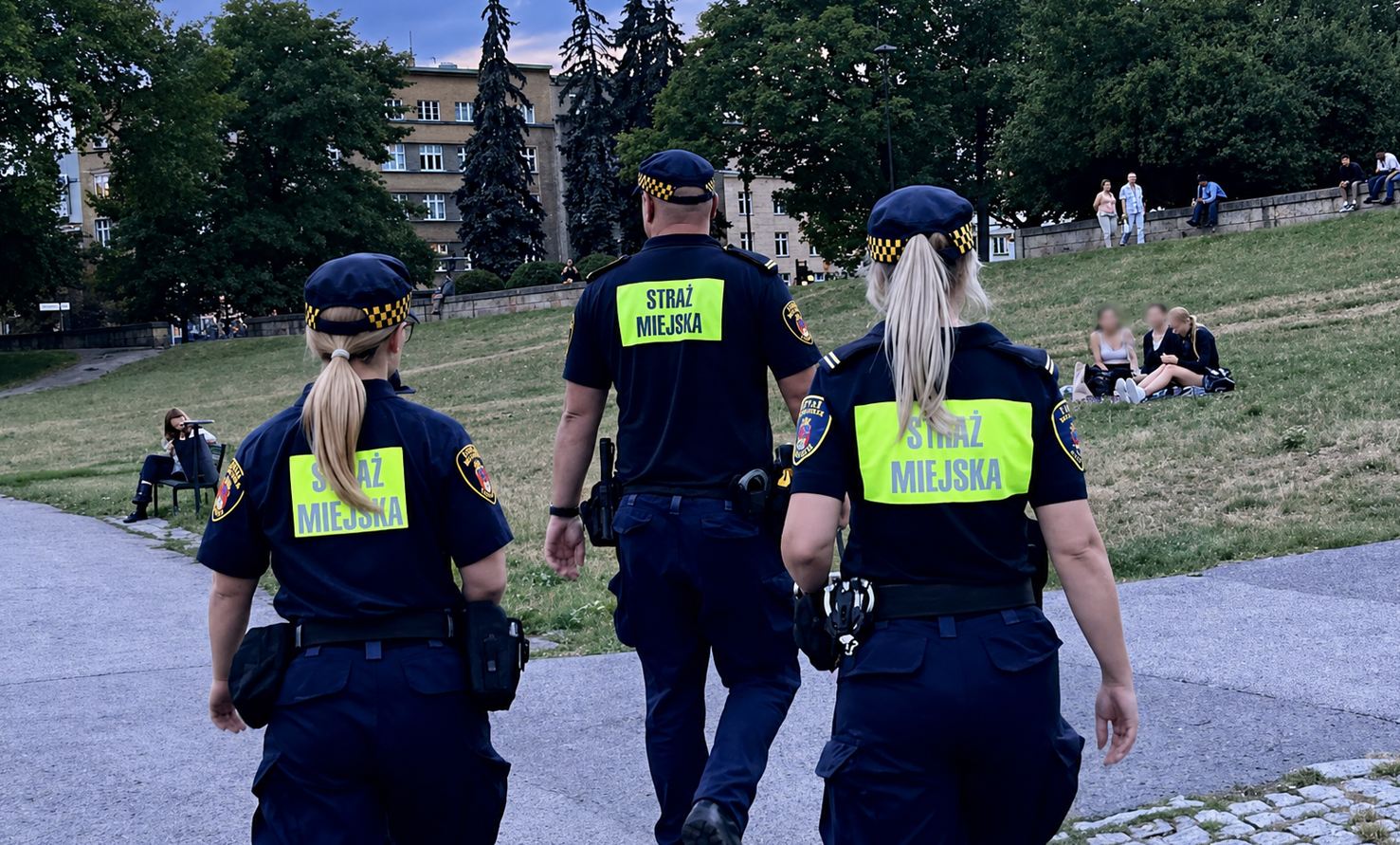 Bulwary Wiślane: użyli gazu pieprzowego i uciekali przed strażnikami