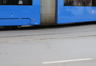 "Tramwaj jadący w Krakowie"
