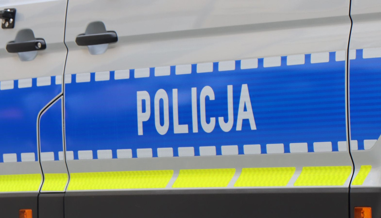Ukradł telefon wart prawie 2 tys. zł. Policjanci namierzyli złodzieja
