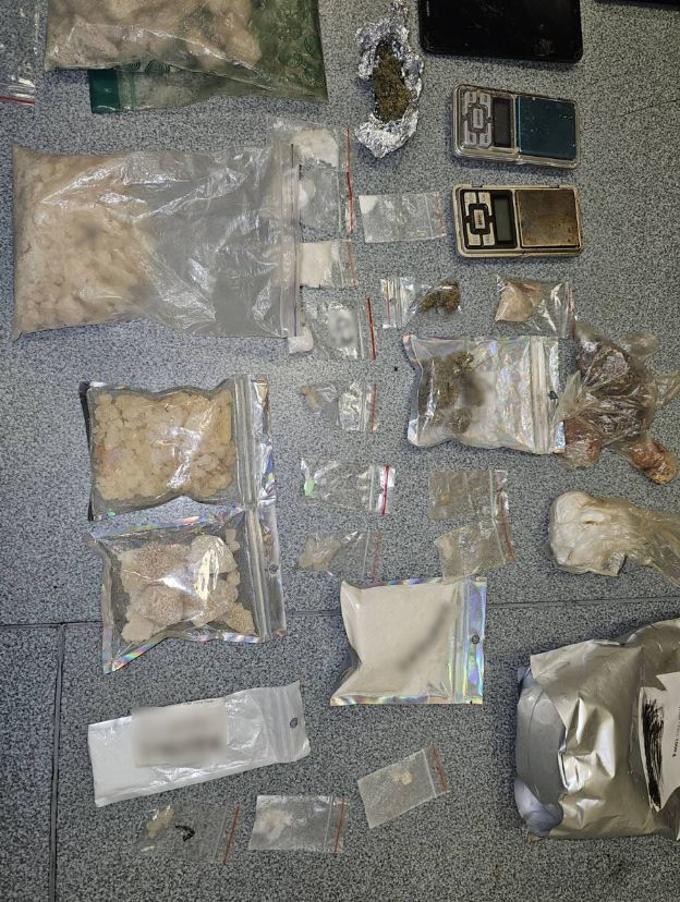 Policja wkroczyła do mieszkania w Bieżanowie. 38-latek usłyszał zarzuty