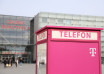 "Budka telefoniczna T-Mobile przed Galerią Krakowską"