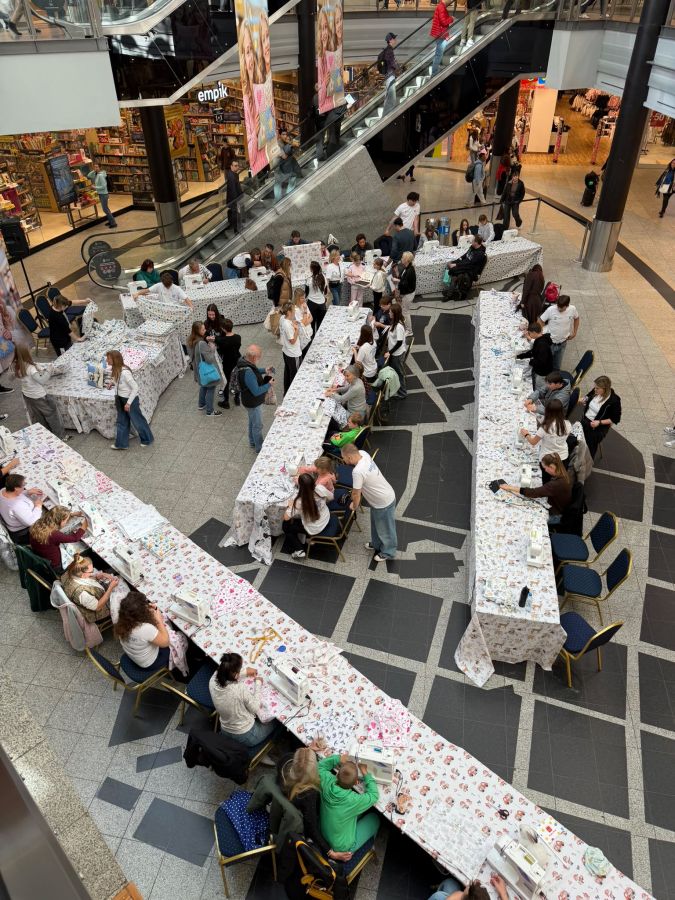 "Akcja uszyj jasia w Galerii Krakowskiej"