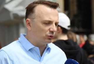 "Łukasz Gibała"